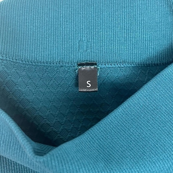 Balance Athletica Energy Quartz Topaz
Textured Seamless Leggings Size Small - Picture 10 of 11